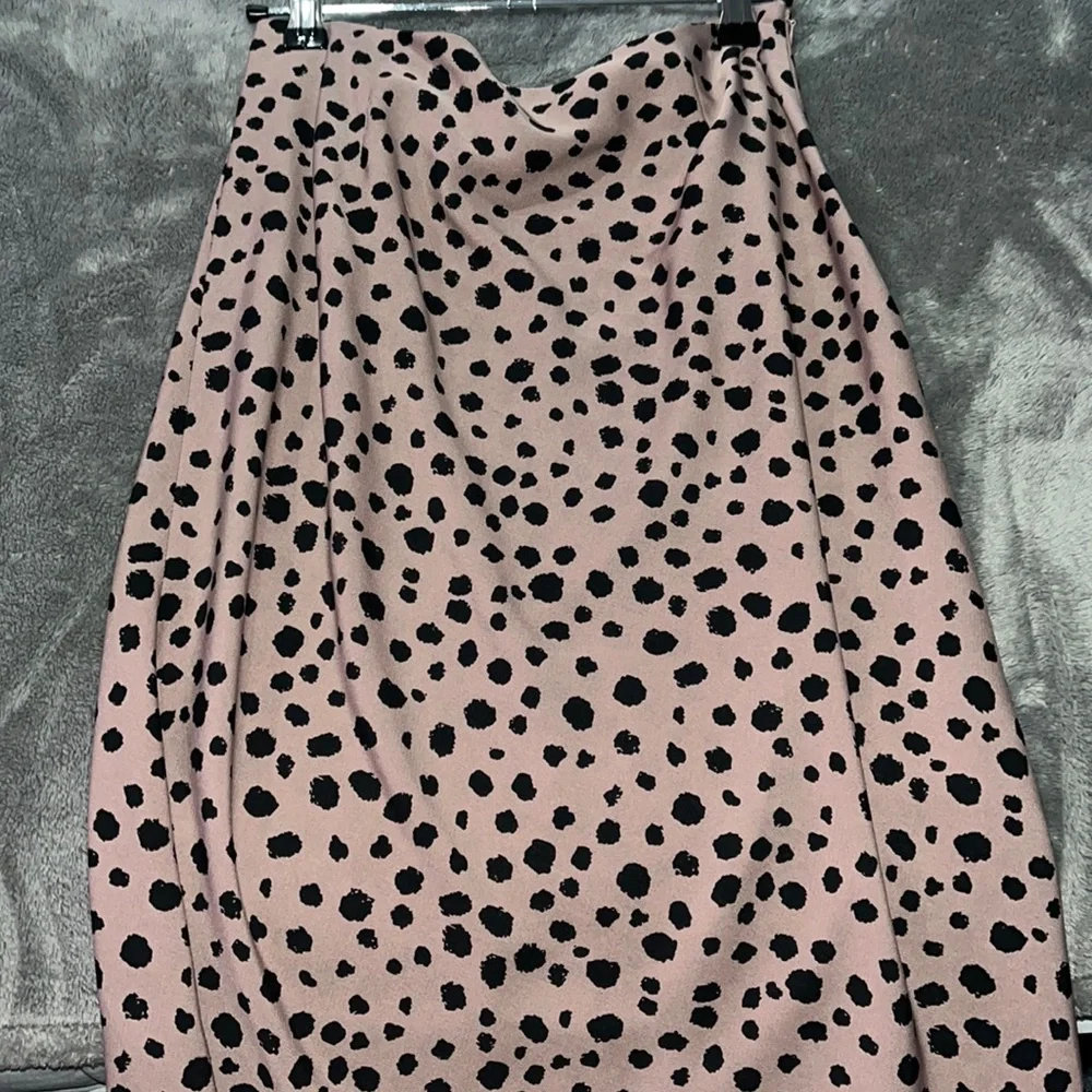 Nasty Gal Pink Dalmatian Print Midi Skirt - Picture 2 of 3